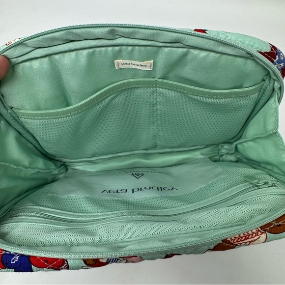 NWT Vera Bradley Essential Cord Organizer Zippered Pouch Green Toasty Teddies - Picture 3 of 4